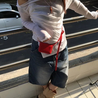 Shoulder ribbon sleeves