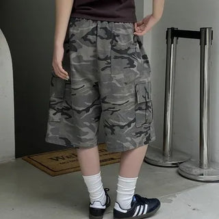 Tie Camo Cargo Bermuda Pants