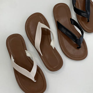 Unjud Color Block Leather Round Flip-flops