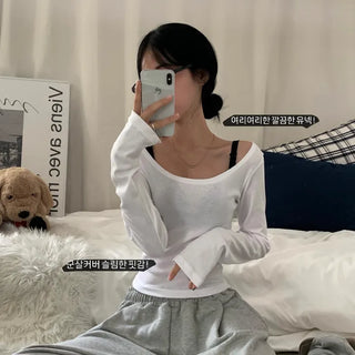 [Buntta Look!/Mala Fit] Autumn U-Neck Plain Semi-Crop Long Sleeve Tee (4 colors)