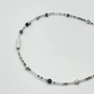 unis gemstone necklace