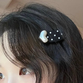 mini dot hairpin