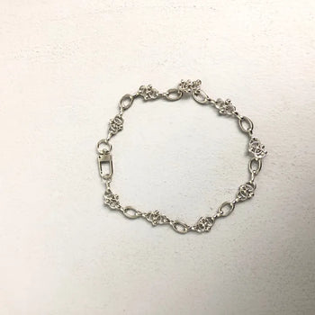 Bold chain necklace