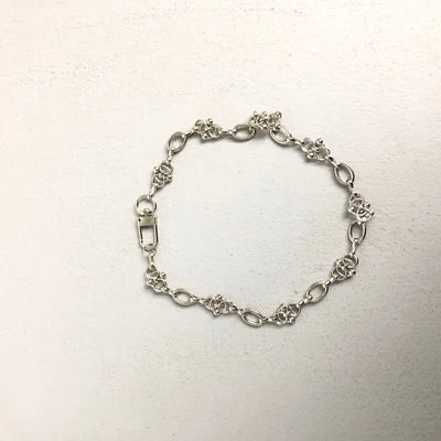 Bold chain necklace