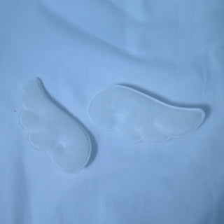 Angel pin button