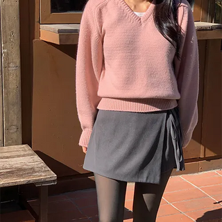 Flirting V-neck Loose Fit Raglan Knit