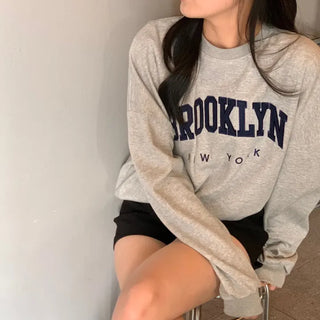 New York Embroidered Oversized Sweatshirt