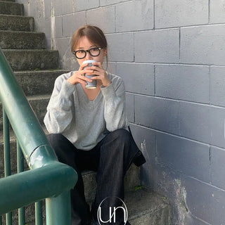 Picnic V-Neck Knit Delicate Fit/Oversized Fit/V-Neck/Basic Knit/Layered