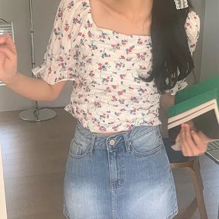 Penelope Flower Pattern Shirred Banding Short Sleeve Blouse