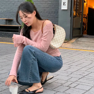 Ethyl Mohair Wool Asymmetrical Off-Shoulder Knit for Year-End Looks