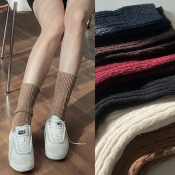 Felding knit socks