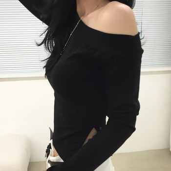 ONE-OFF TEE