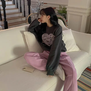 Heart ribbon fleece sweatshirt