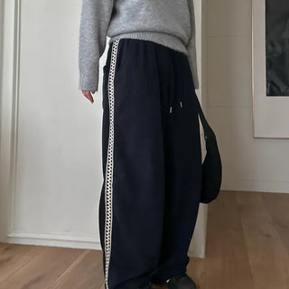 Elastic band fleece antique embroidery pants
