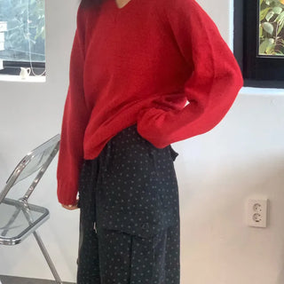 Personal V-Neck Loose Fit Knit