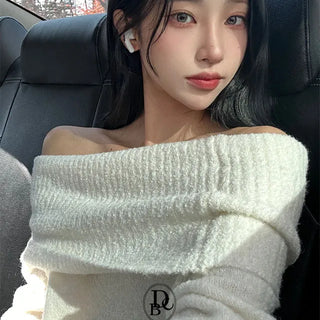 Firen Loose Fit Boucle Off-Shoulder Knit