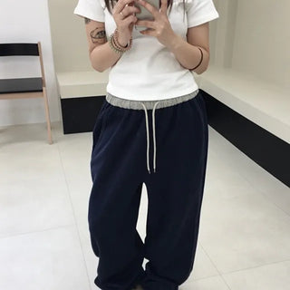 Color-blocked training pants