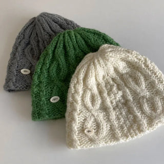 Slavi knit short beanie