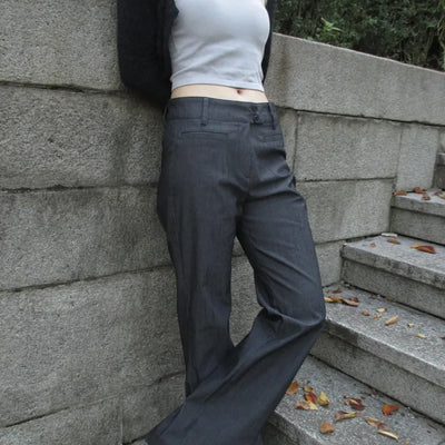 Two-button bootcut pants