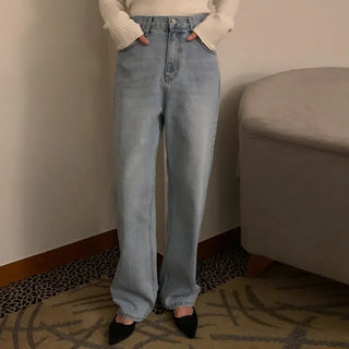 Four-leg wide light blue denim pants