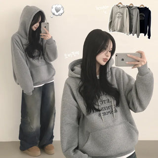 Daily wearable, Boxy Fleece-Lined Hoodie with Embroidered Lettering