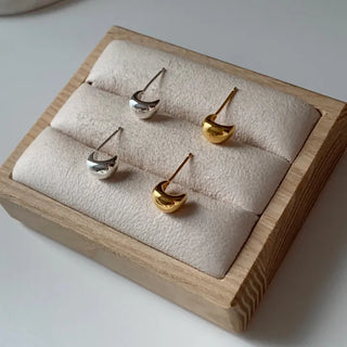 Mini Teardrop Volume Stud Silver Earrings