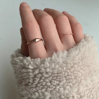 Teardrop Volume Point Open Ring Layered Silver Ring