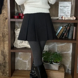 Wool Mini Pleated Skirt 1 Color