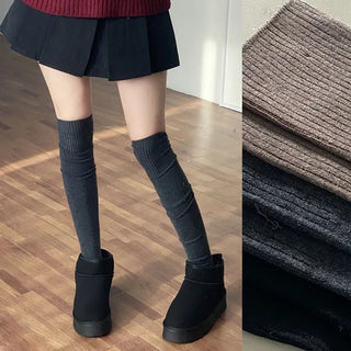 Frenba Ribbed Knee Socks [8% Wool]