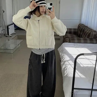 Rear Buckle Knit Zip-Up / 2 Colors