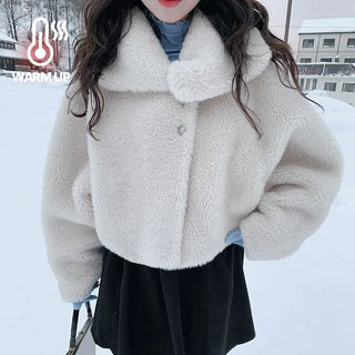 Yuki High-Neck Collar Bold Moussewing Crop Fur Jacket Turtleneck Lined Suede Sherpa Faux Fur Year-End Look Wedding Guest Look Winter Cold Wave Coat