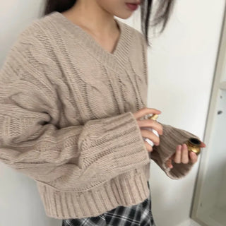 V-neck Loose Cable Knit
