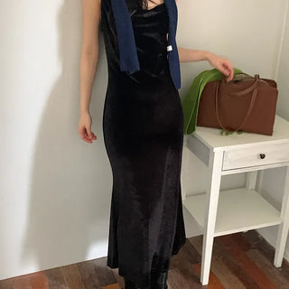 Nivre Velvet Long Dress