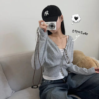 [Slim Fit/Cinched Waist] Basic Cashmere V-Neck Cardigan