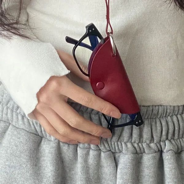 Blockin' leather glasses case