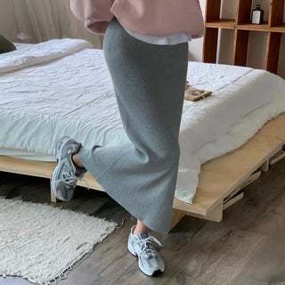 Riled Back Slit Banded Ribbed Knit Long Skirt