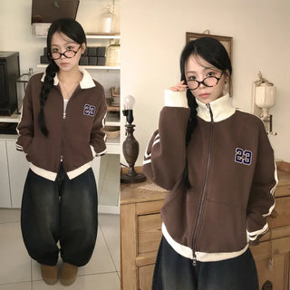 Full of cuteness, Contrast High-neck Collar Two-way Loose-fit Blouson Embroidered Fleece Track Zip-up