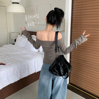 [Buntta LookSpring New Arrivals] Slim Off-Shoulder Basic Long Sleeve Tee