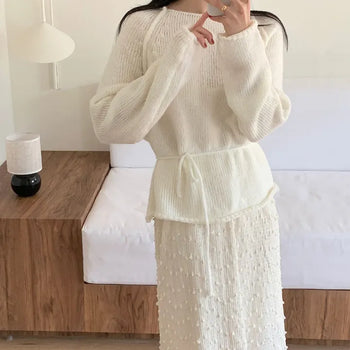 Loose Fit Strap Long Sleeve Knit