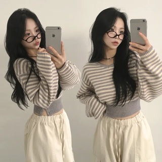 Slimming Wool V-Neck Striped Waist Button Cropped Long Sleeve Knit