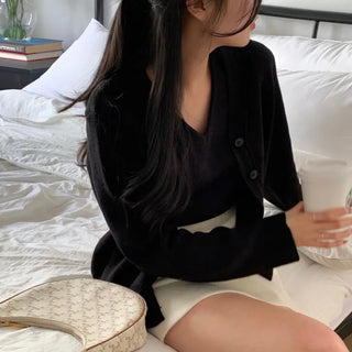 Nickel V-neck Loose Fit Knit Cardigan Set