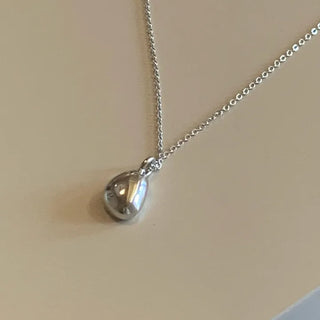 teardrop necklace