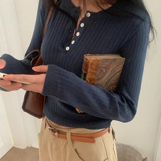 Lorette Henley neck button ribbed knit