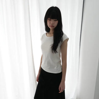 knit t-shirt