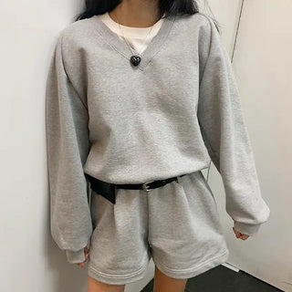 Balloon V-neck sweatshirt