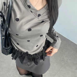 V-neck Dot Lace Frill Long Sleeve T-shirt