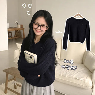 Cute Avant-garde Fit, Cable Knit V-neck Pendant Loose Fit Long Sleeve Knit
