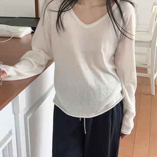 Loose fit V-neck linen knit  Thin long-sleeve knit
