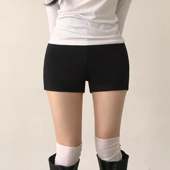 Custom fit without gaping, High-waisted Pintuck Stretch Shorts
