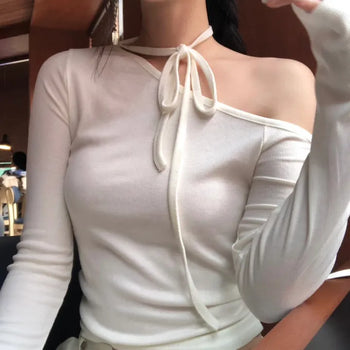 One-shoulder ribbon asymmetrical top